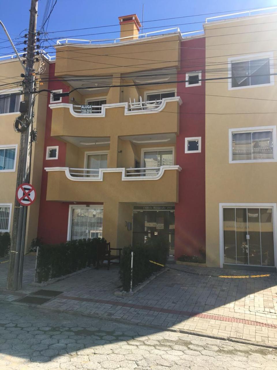 Edifício Bernardo Bombinhas Exterior foto